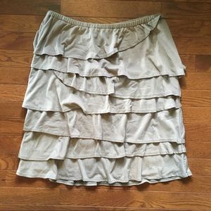 Merona knit ruffle skirt size M petite